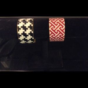 Women's bracelets